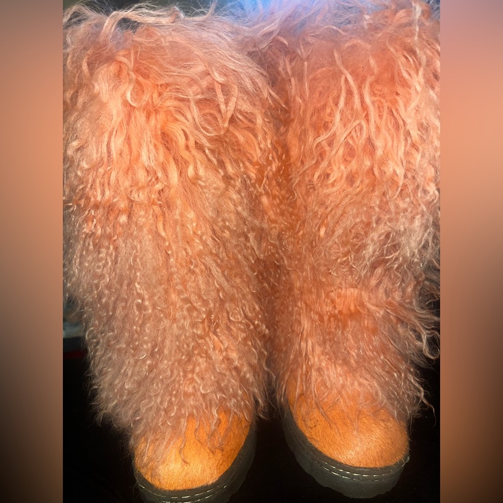 Peach fur BEARPAWS 🐻🍑